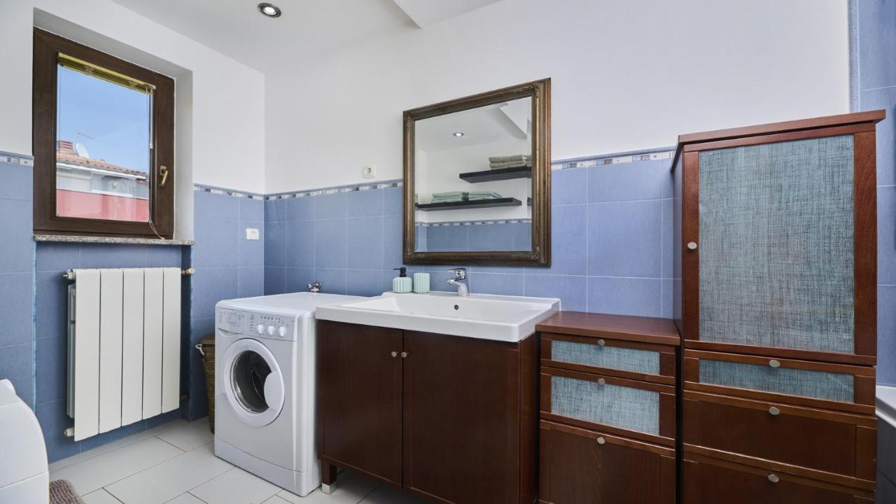 Apartment Iriska Novigrad  Екстер'єр фото
